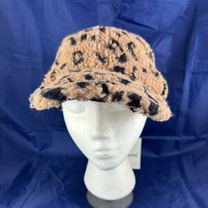 Jenni Leopard Print Hat NWT.